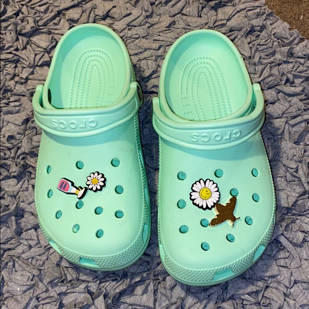 Crocs